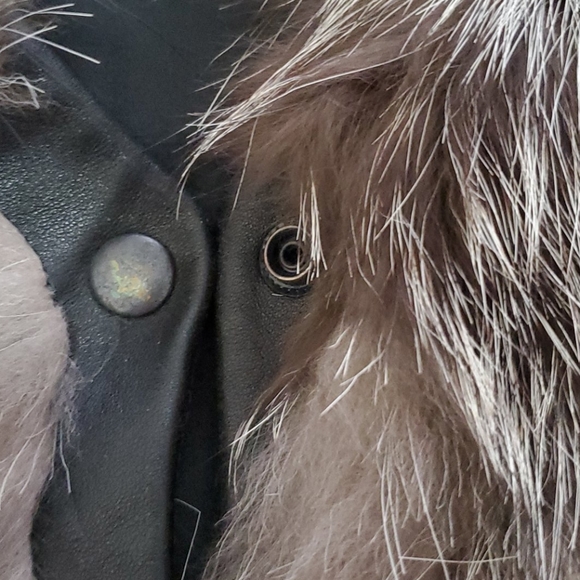 Natural Fur Vest! New! Never Worn!!! - Picture 3 of 7